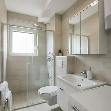 Spacious Luxury * تروغير