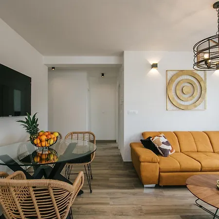 Spacious Luxury شقة تروغير
