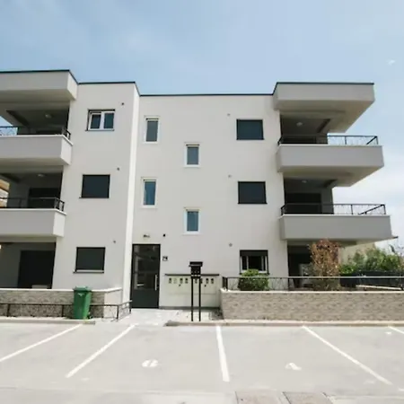 Lägenhet Spacious Luxury Trogir